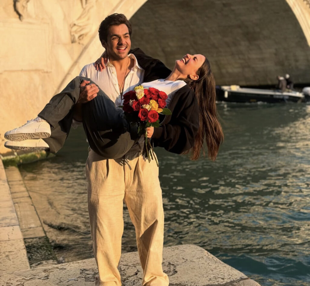 Ashish chanchlani gf